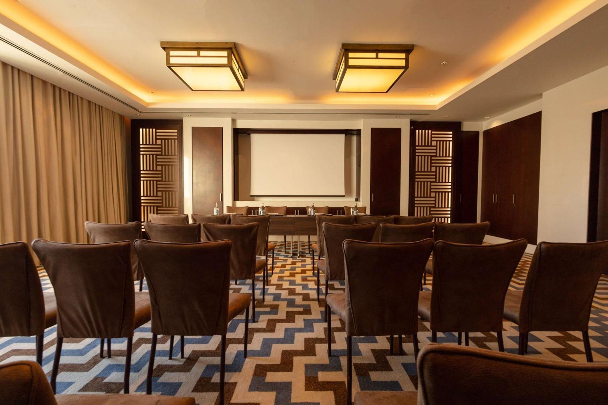 ไฮแอตต์ รีเจนซี ดูชานเบ Hotel ดูแชนเบอ ภายนอก รูปภาพ